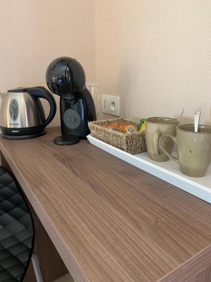 Les Pieds Dans L'Eau 2 Bed & Breakfast Канкал Екстериор снимка